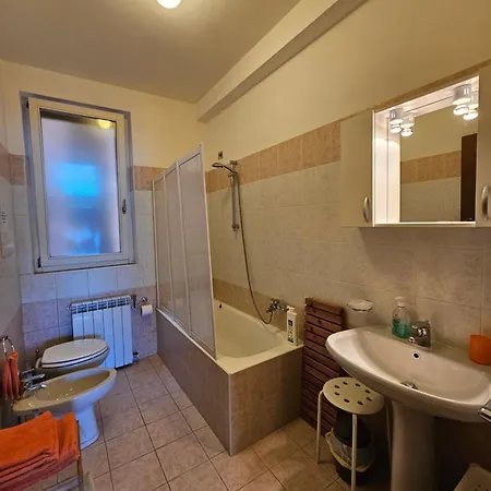 New 12 Appartement Varenna